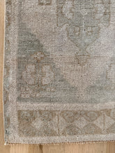 Load image into Gallery viewer, Vintage Turkish 1’6” x 4’10”