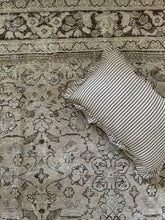 Load image into Gallery viewer, Antique Mahal 9’3” x 12’