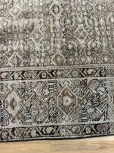 Load image into Gallery viewer, Antique Malayer 4’8” x 6’6”