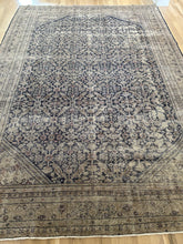 Load image into Gallery viewer, Antique Mahal 7’10” x 10’’8”