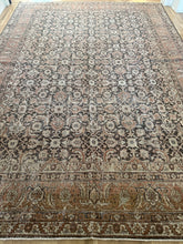 Load image into Gallery viewer, Antique Oushak 8’6” x 12’1”