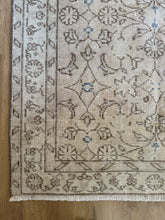 Load image into Gallery viewer, Vintage Turkish 3’1” x 6’2”