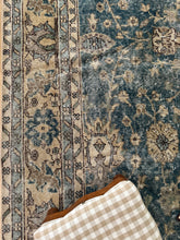 Load image into Gallery viewer, Vintage Oushak 7’1” x 10’5”