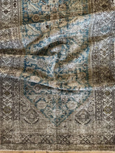 Load image into Gallery viewer, Antique Malayer 3’1” x 15’9”