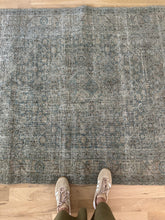 Load image into Gallery viewer, Antique Tabriz 4’6” x 5’9”