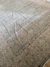Load image into Gallery viewer, Vintage Doroksh 9’6” x 13’7”