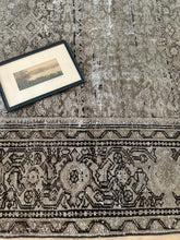 Load image into Gallery viewer, Antique Malayer 5’ x 9’5”