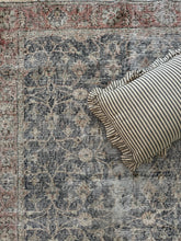 Load image into Gallery viewer, Vintage Turkish 3’8”’x 6’9” (1)