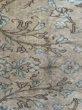 Load image into Gallery viewer, Vintage Kayseri 7’4” x 11’1”