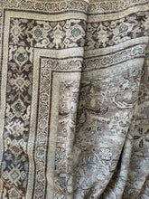 Load image into Gallery viewer, Antique Mahal 7’10” x 10’10”