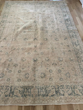 Load image into Gallery viewer, Vintage Turkish 6’7” x 9’9”