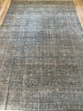 Load image into Gallery viewer, Antique Tabriz 7’4” x 10’7”
