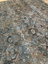 Load image into Gallery viewer, Antique Mahal 7’9” x 10’9”