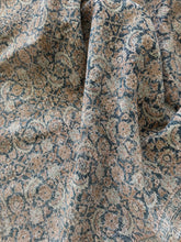 Load image into Gallery viewer, Antique Tabriz 7’ x 8’11”