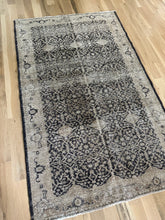 Load image into Gallery viewer, Vintage Burdur 3’7” x 5’10”