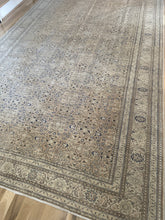Load image into Gallery viewer, Vintage Kayseri 7’11” x 11’8”