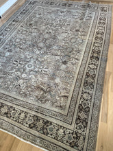 Load image into Gallery viewer, Antique Mahal 7’10” x 10’10”