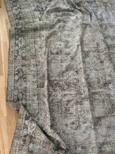 Load image into Gallery viewer, Antique Mahal 10’ x 13’1”