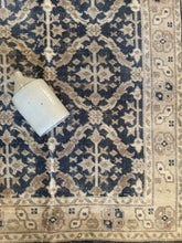 Load image into Gallery viewer, Vintage Turkish 3’9” x 7’1”