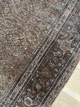 Load image into Gallery viewer, Antique Malayer 4’1” x 6’1”