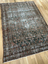 Load image into Gallery viewer, Antique Malayer Scatter Rug 4’6” x 6’2”