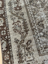 Load image into Gallery viewer, Antique Malayer 3’11” x 6’3”