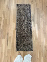 Load image into Gallery viewer, Antique Heriz 1’6” x 4’10”