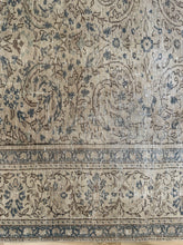 Load image into Gallery viewer, Vintage Kayseri 6’5” x 9’7”