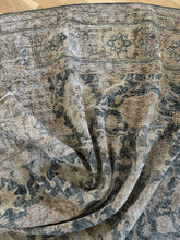 Load image into Gallery viewer, Antique Mahal 8’11” x 11’7”