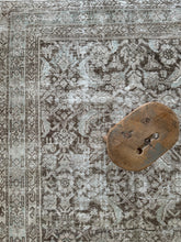 Load image into Gallery viewer, {ON HOLD} Antique Mahal 4’9” x 7’8”