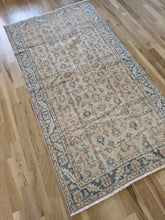 Load image into Gallery viewer, Vintage Turkish 3’10” x 7’