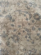 Load image into Gallery viewer, Vintage Kayseri 6’4” x 9’11”