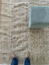 Load image into Gallery viewer, Vintage Turkish 6’10” x 10’3”