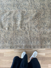 Load image into Gallery viewer, Vintage Kayseri 6’4” x 9’11”