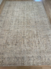 Load image into Gallery viewer, Vintage Turkish 7’1” x 10’8”