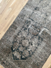 Load image into Gallery viewer, Antique Malayer 3’ x 13’7”