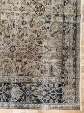Load image into Gallery viewer, Vintage Turkish 8’3” x 10’8”