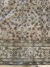 Load image into Gallery viewer, {ON HOLD} Vintage Turkish 8’10” x 13’4”