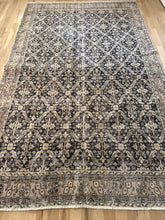 Load image into Gallery viewer, Vintage Turkish 6’6” x 10’