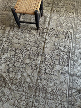 Load image into Gallery viewer, Antique Malayer 4’1” x 5’10”