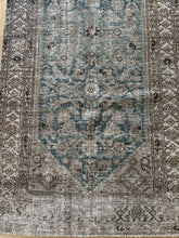 Load image into Gallery viewer, Antique Malayer 3’1” x 15’9”