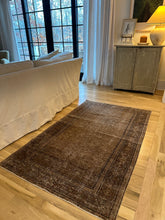 Load image into Gallery viewer, Antique Malayer 4’1” x 6’1”