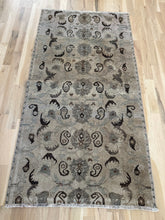Load image into Gallery viewer, Vintage Turkish 3’6” x 6’8”