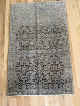 Load image into Gallery viewer, Antique Malayer 2’9” x 4’3”