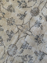 Load image into Gallery viewer, {ON HOLD} Vintage Turkish 7’9” x 11’2”