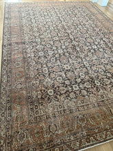 Load image into Gallery viewer, Antique Oushak 8’6” x 12’1”