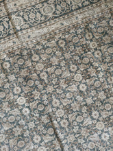 Load image into Gallery viewer, Antique Tabriz 9’10” x 13’2”