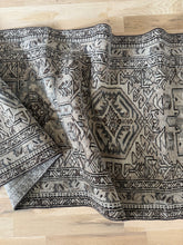 Load image into Gallery viewer, Vintage Heriz 2’10” x 11’1” runner earthy colors