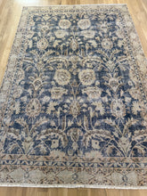 Load image into Gallery viewer, Vintage Turkish 6’ x 8’10”