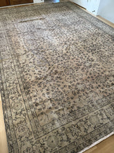 Load image into Gallery viewer, {ON HOLD} Vintage Turkish 8’10” x 13’4”
